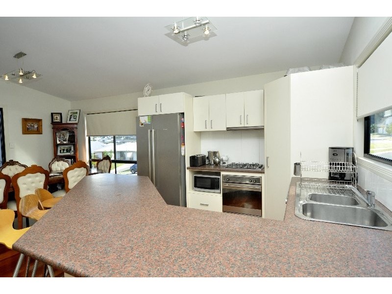 2 Barrington Street, Upper Coomera QLD 4209