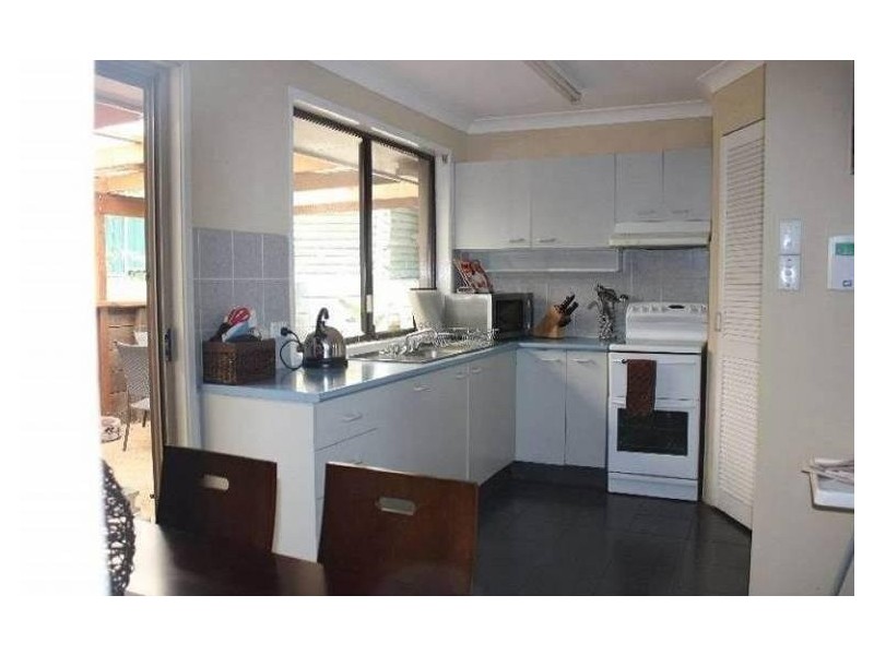 19 Flinders Avenue, Molendinar QLD 4214