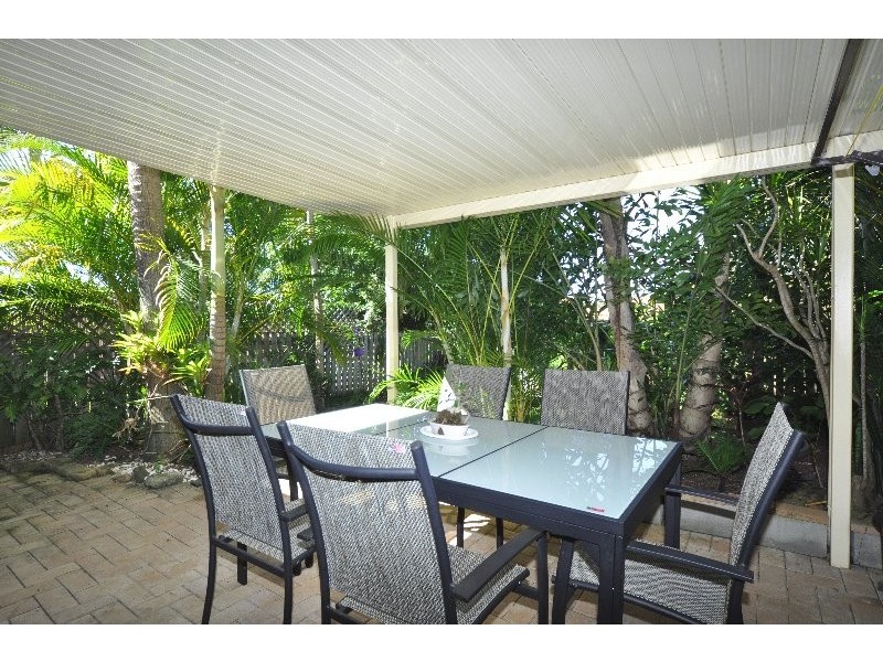 26/71 Olsen Avenue, Labrador QLD 4215