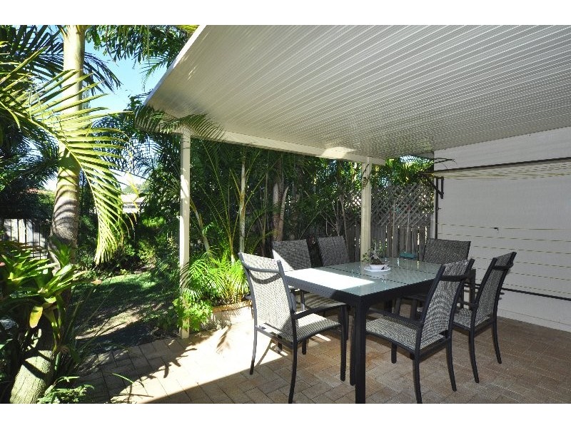 26/71 Olsen Avenue, Labrador QLD 4215