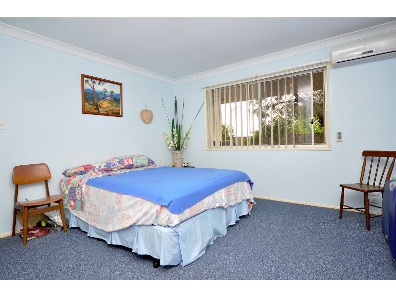 1/11 Tanias Place, Labrador QLD 4215