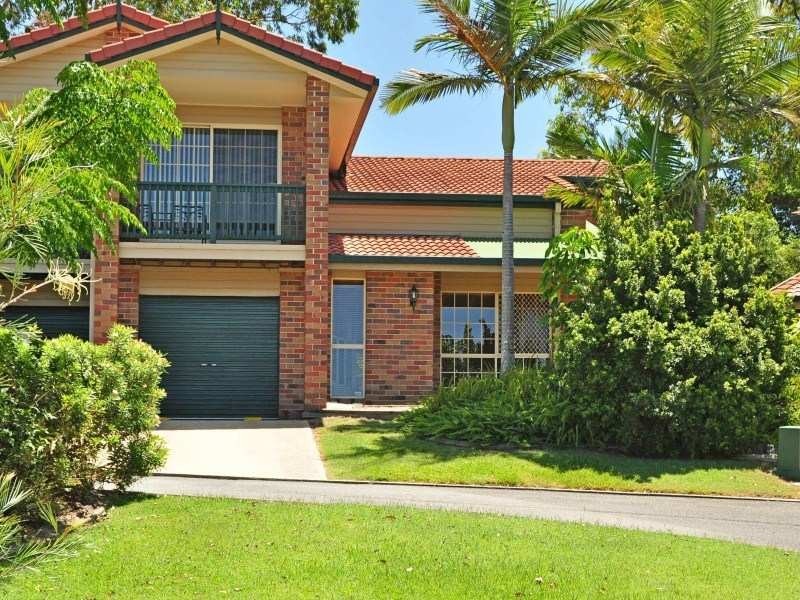 11/2 Doyalson Place, Helensvale QLD 4212