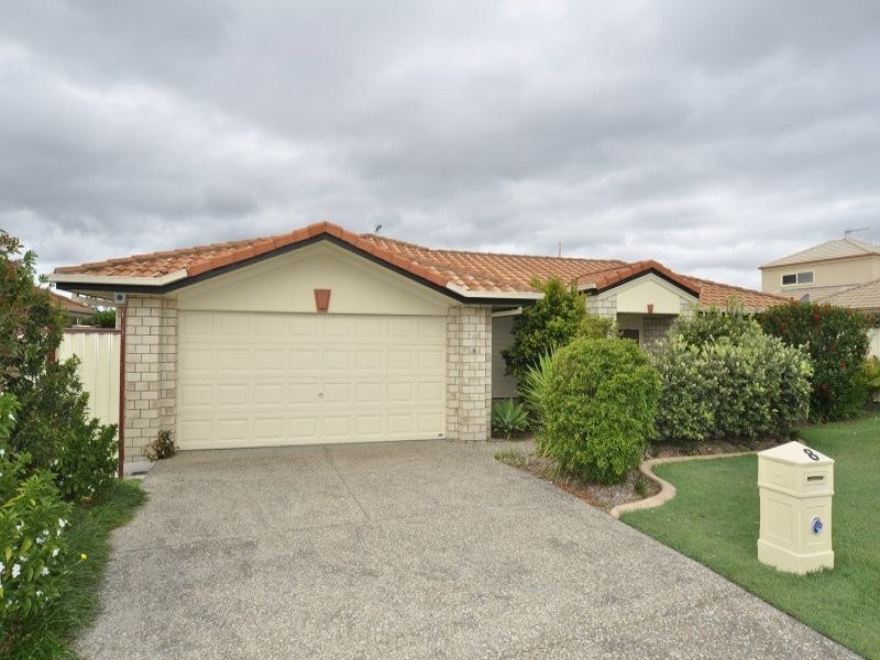 8 Duice Court, Oxenford QLD 4210