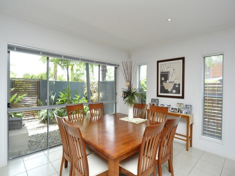 43/181 Lae Drive, Coombabah QLD 4216