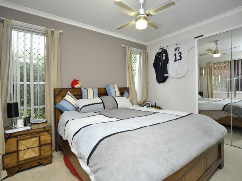 13 Broadway Drive, Oxenford QLD 4210