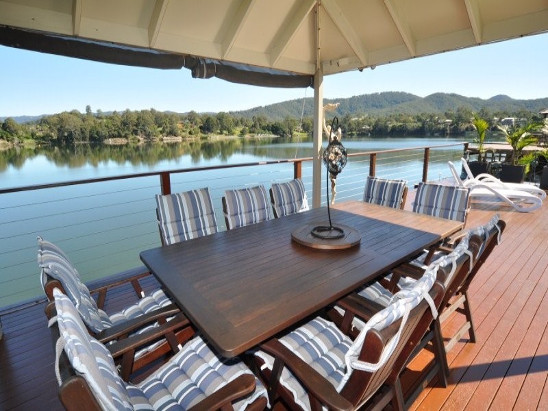 61 Brittany Drive, Oxenford QLD 4210