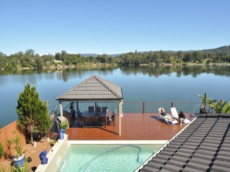 61 Brittany Drive, Oxenford QLD 4210