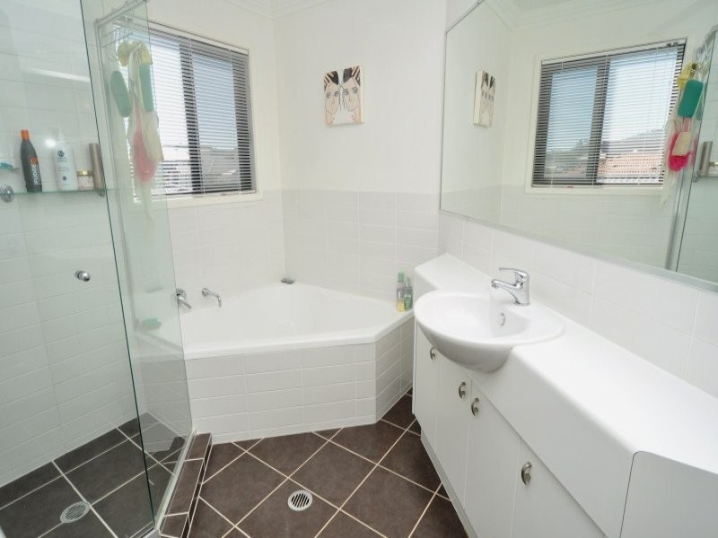 61 Brittany Drive, Oxenford QLD 4210