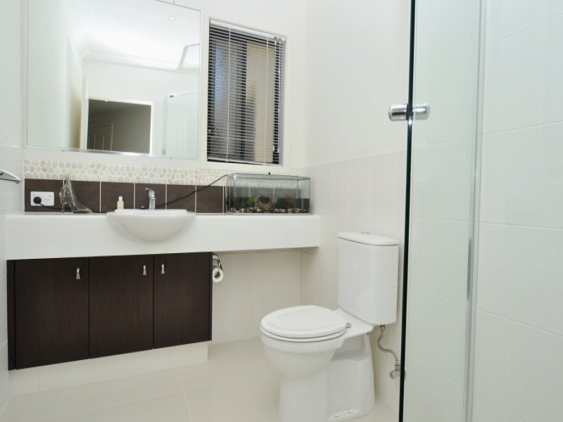 61 Brittany Drive, Oxenford QLD 4210