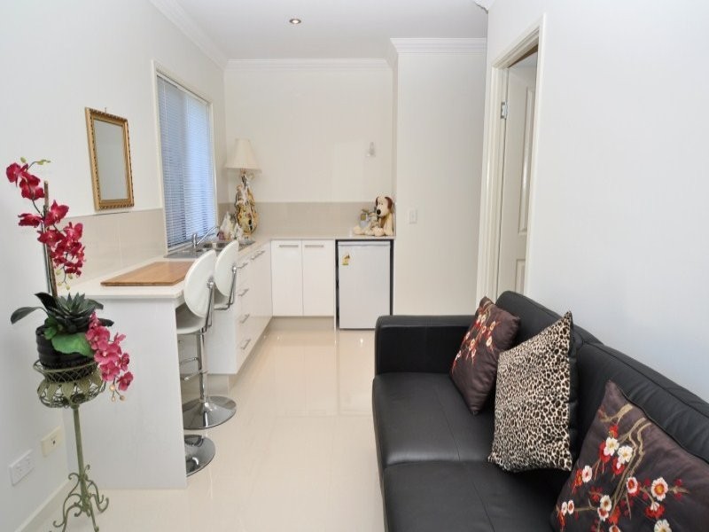 61 Brittany Drive, Oxenford QLD 4210