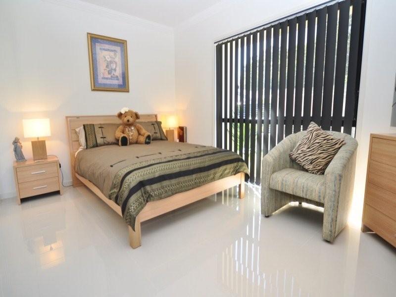 61 Brittany Drive, Oxenford QLD 4210