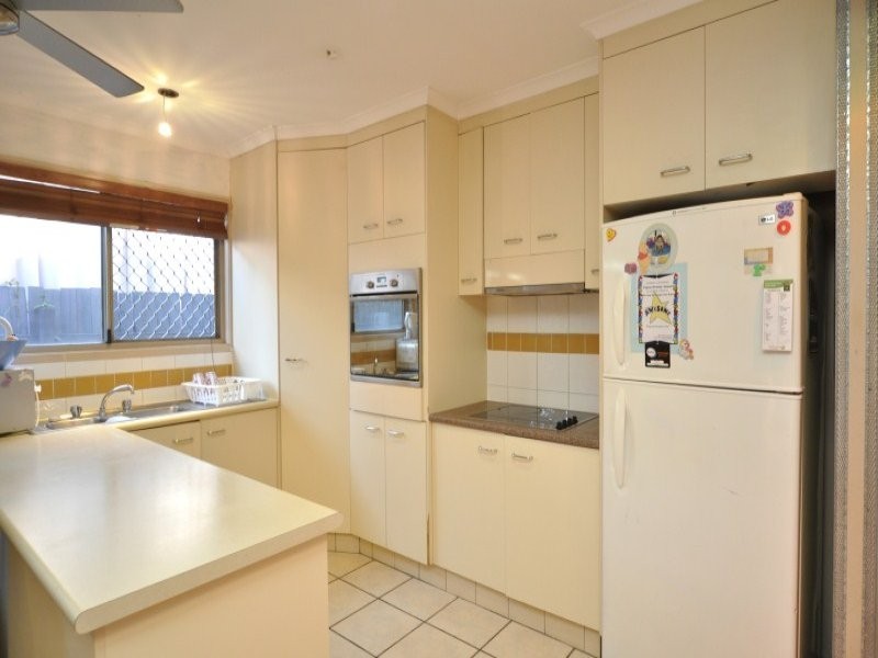 3 River Oak Drive, Helensvale QLD 4212