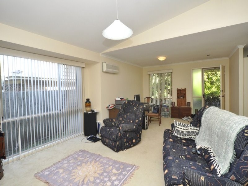 95 Mildura Drive, Helensvale QLD 4212
