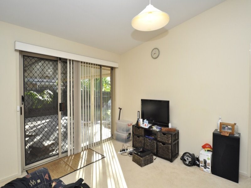 95 Mildura Drive, Helensvale QLD 4212