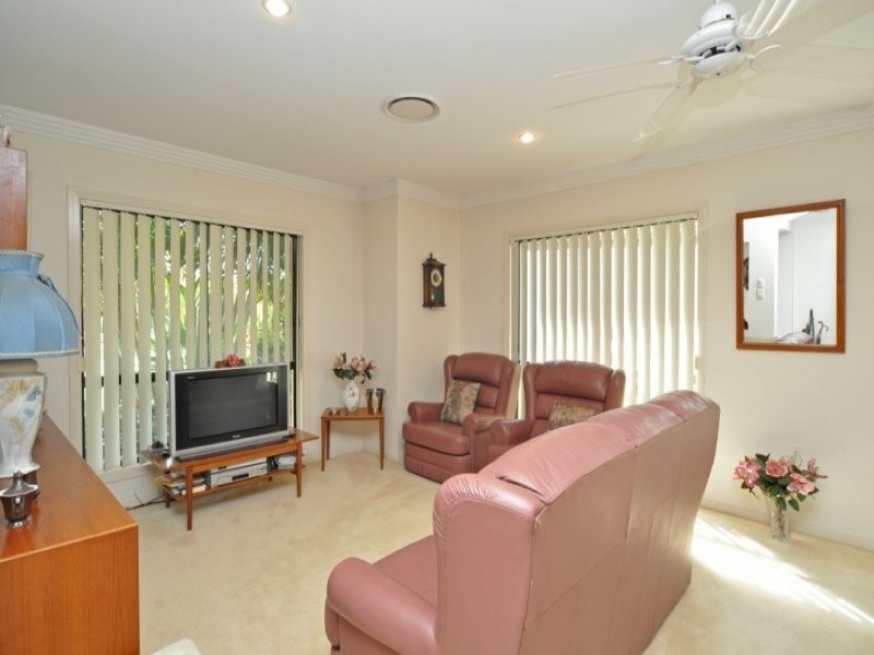8 The Parade, Monterey Keys QLD 4212