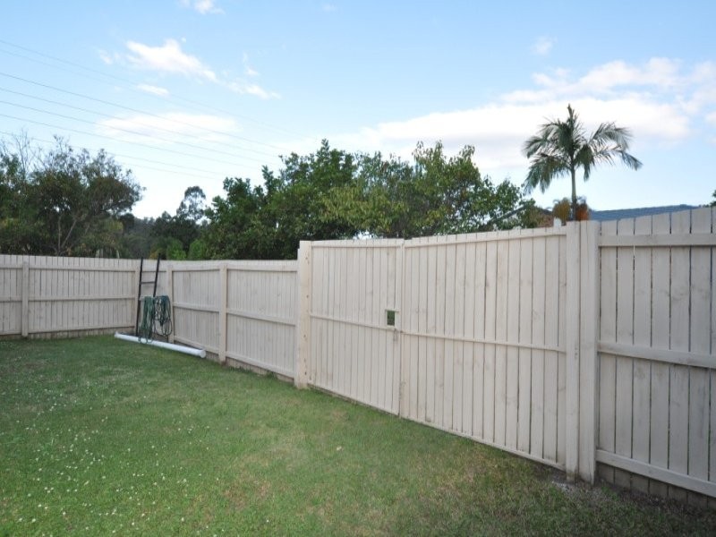 56 Studio Drive, Oxenford QLD 4210