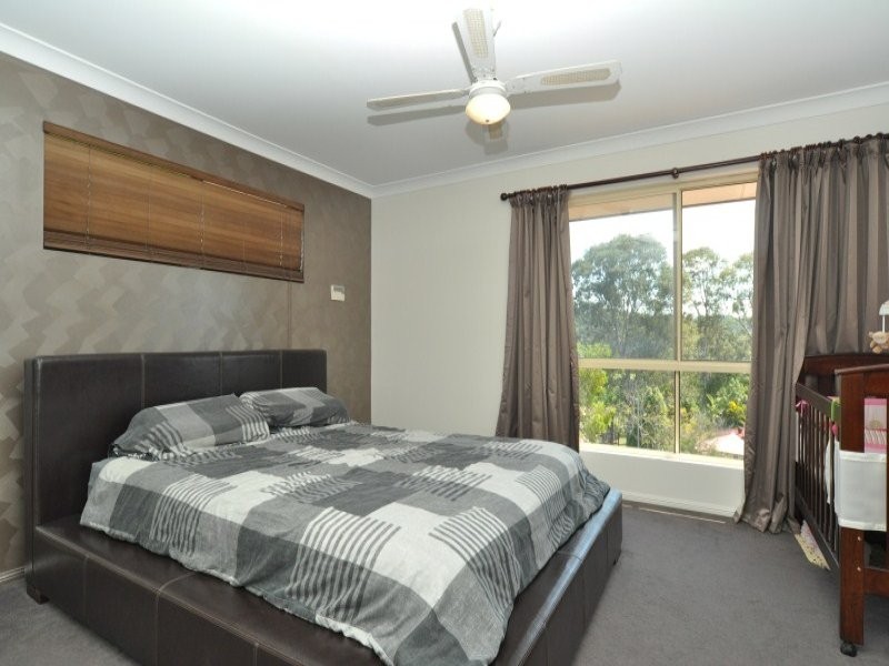 53 Lismore Drive, Helensvale QLD 4212