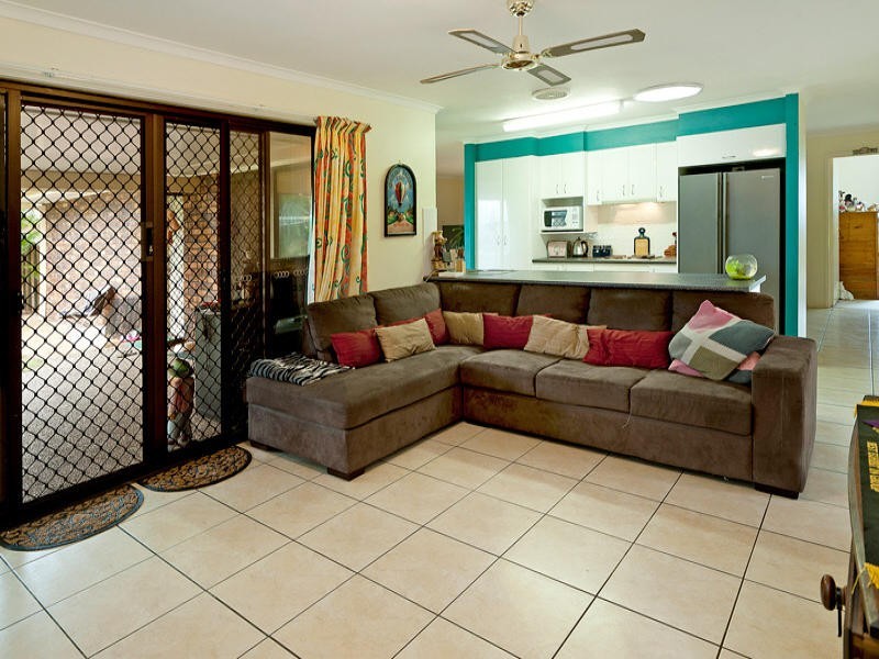 10 Erindale Court, Helensvale QLD 4212