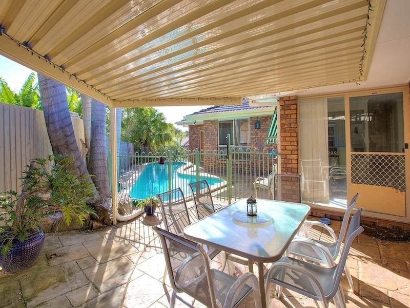 9 Plympton Court, Helensvale QLD 4212