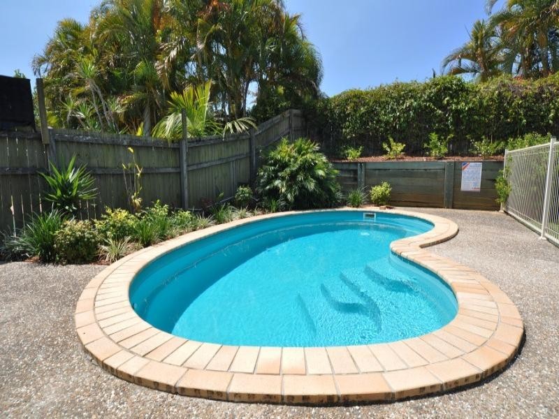 17 Cootharaba Drive, Helensvale QLD 4212