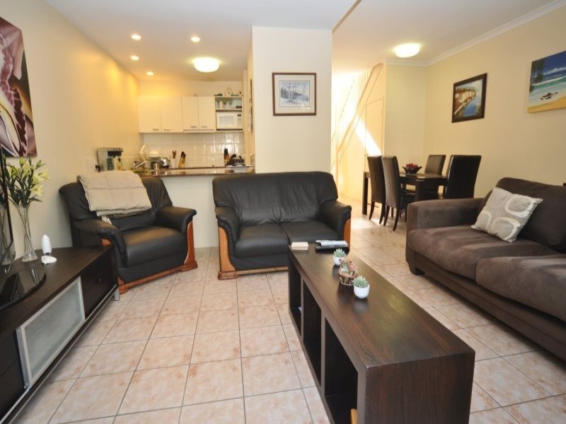 22/60 Caseys Road, Hope Island QLD 4212