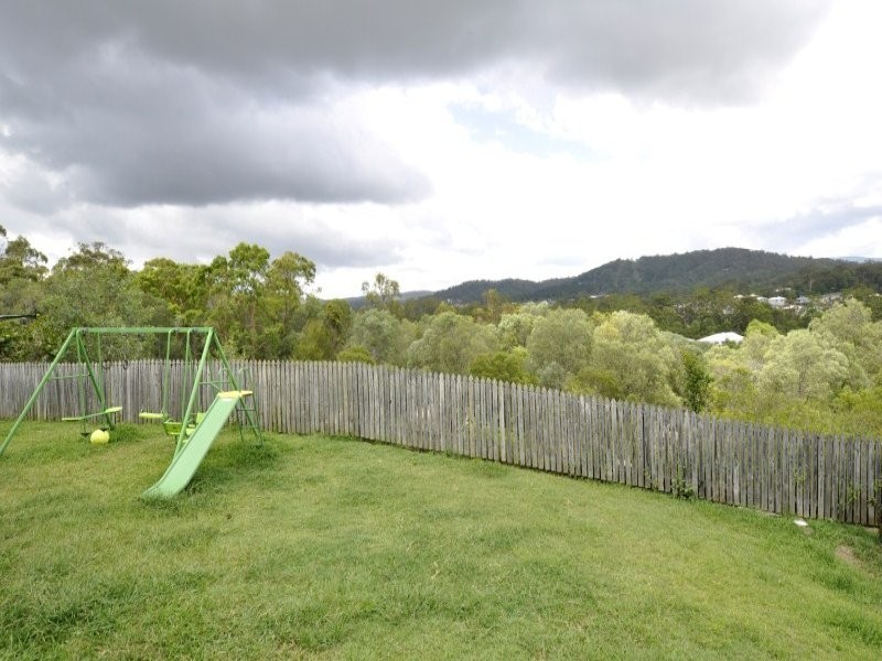 10 Guy Lane, Oxenford QLD 4210