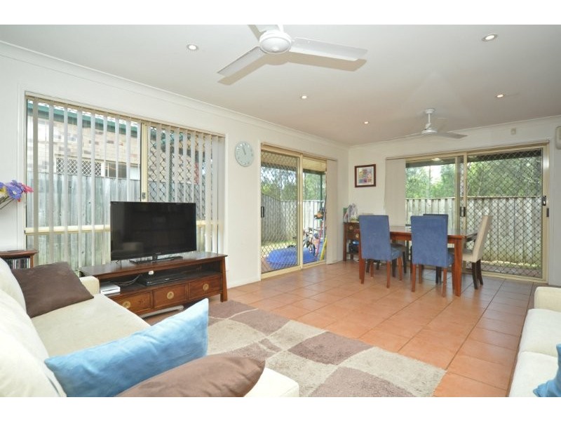 35 TRADE WINDS DRIVE, Helensvale QLD 4212