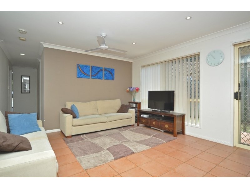 35 TRADE WINDS DRIVE, Helensvale QLD 4212