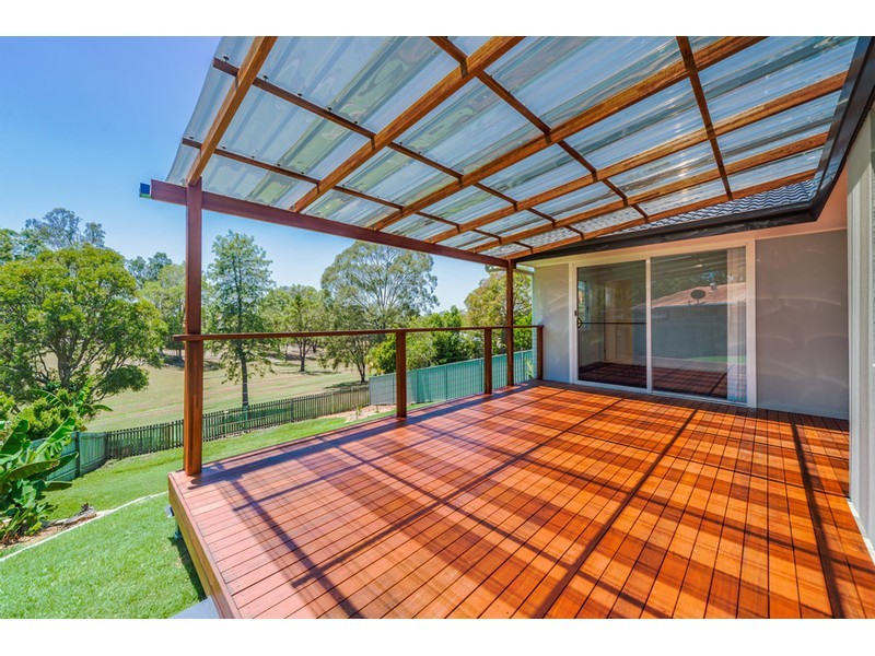 24 Latrobe Avenue, Helensvale QLD 4212