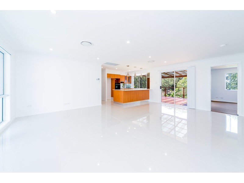 24 Latrobe Avenue, Helensvale QLD 4212