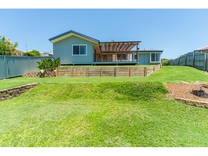 24 Latrobe Avenue, Helensvale QLD 4212