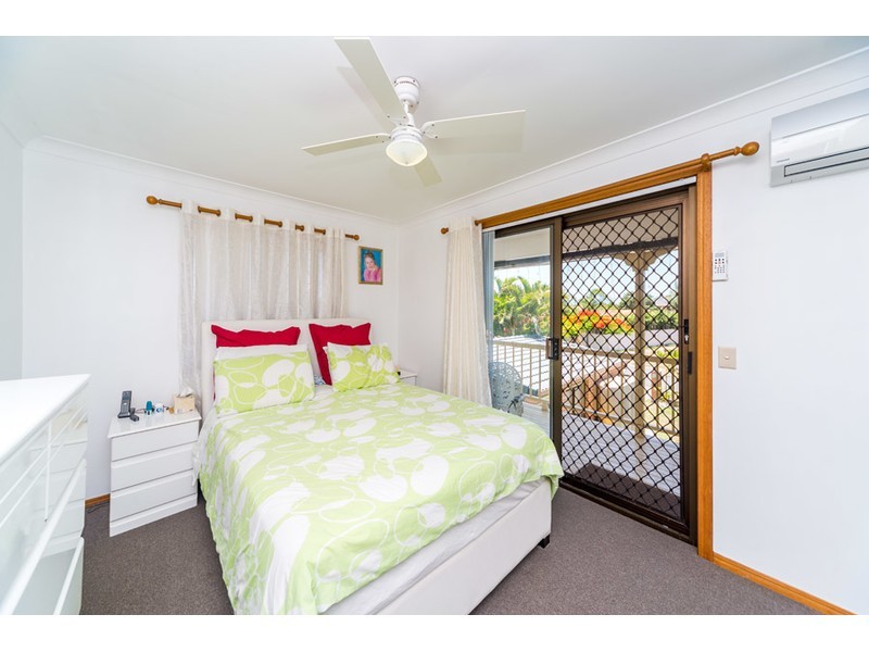 2/7 Woodgate Place, Paradise Point QLD 4216