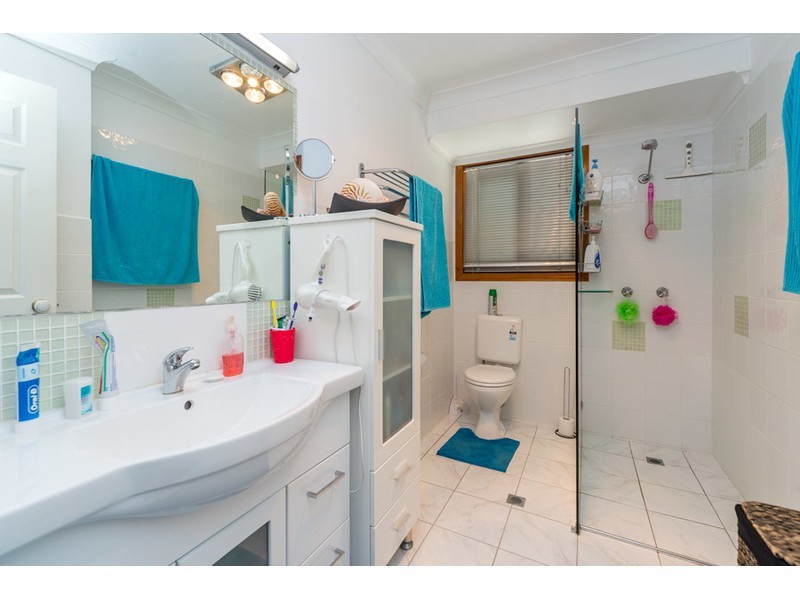 2/7 Woodgate Place, Paradise Point QLD 4216