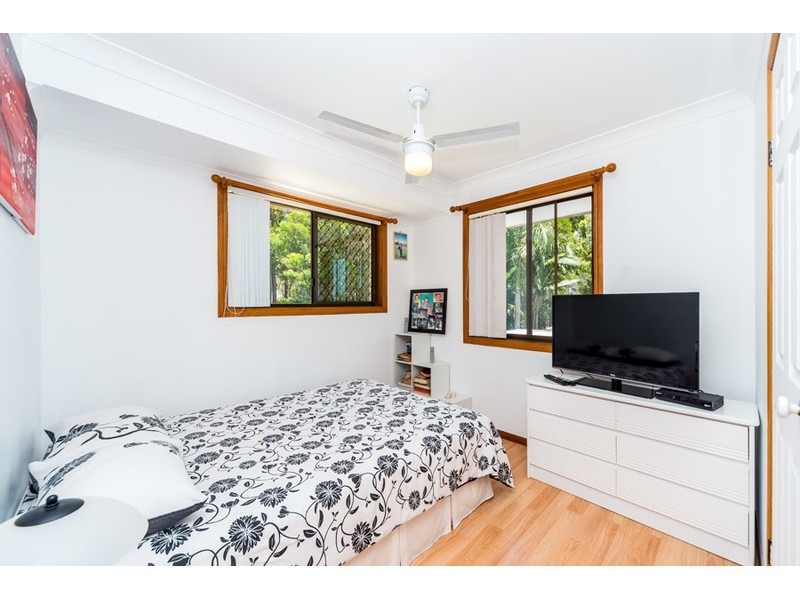 2/7 Woodgate Place, Paradise Point QLD 4216