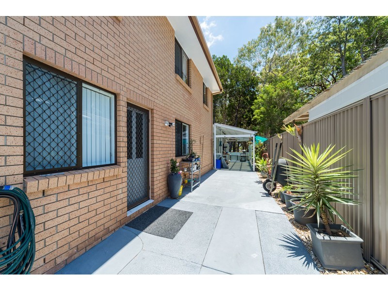 2/7 Woodgate Place, Paradise Point QLD 4216