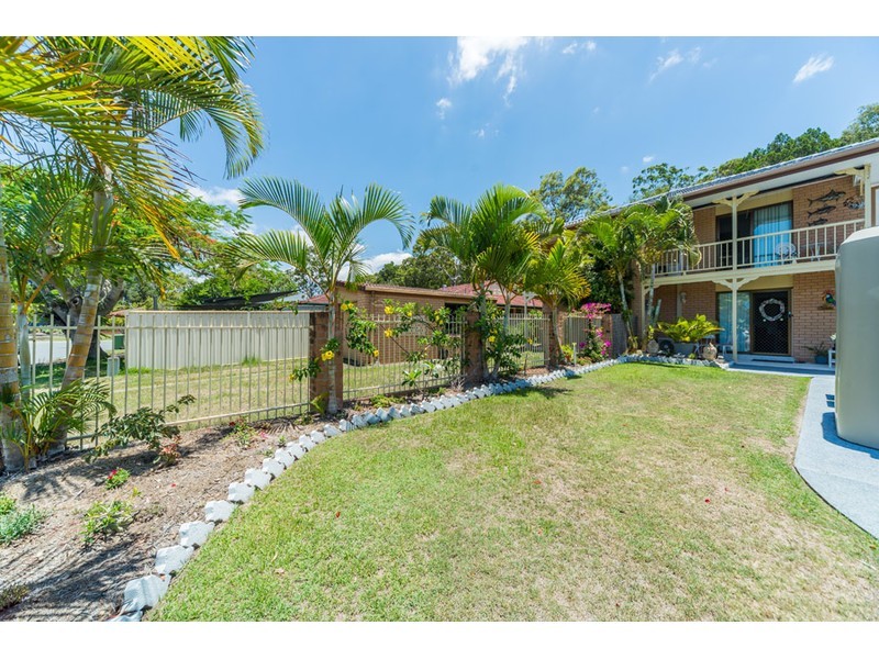 2/7 Woodgate Place, Paradise Point QLD 4216