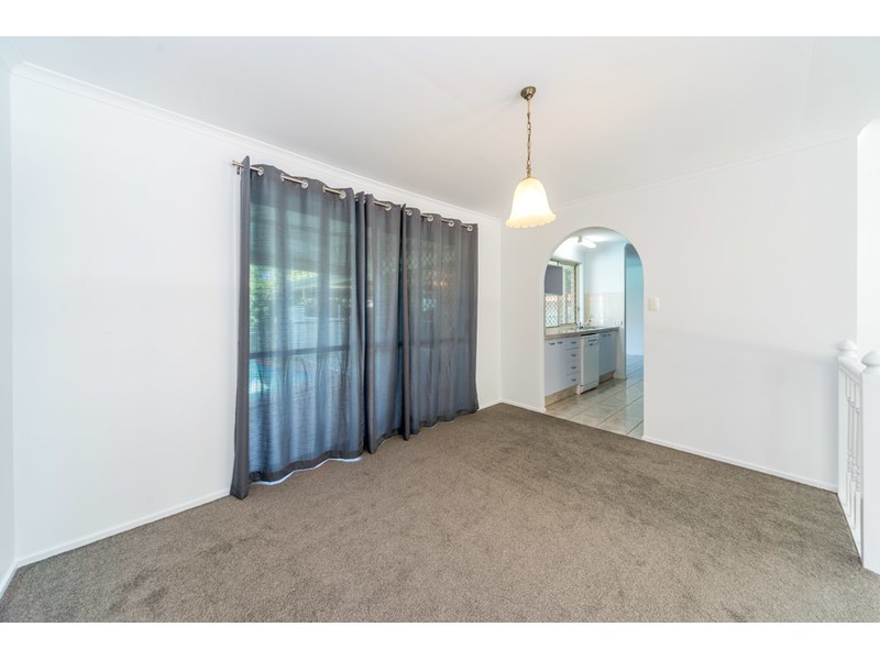 28 Adaminaby Drive, Helensvale QLD 4212