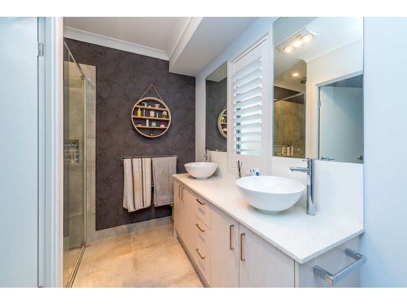 215 Riverstone Crossing, Maudsland QLD 4210