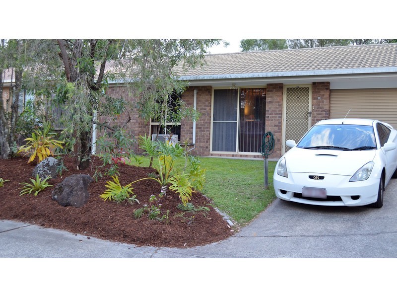 8/8-12 Village Way, Oxenford QLD 4210