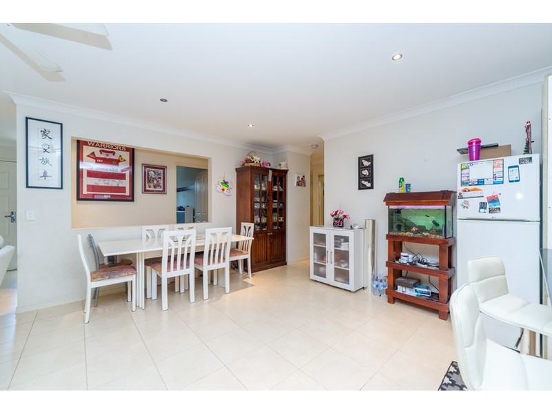 2/10 Wilmington Court, Helensvale QLD 4212