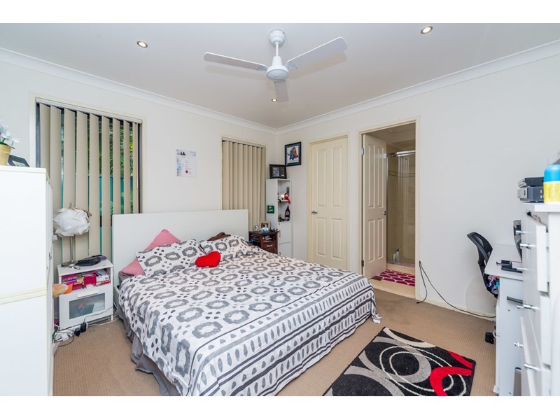 2/10 Wilmington Court, Helensvale QLD 4212