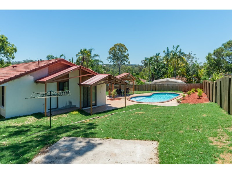 4 Bunya Court, Helensvale QLD 4212