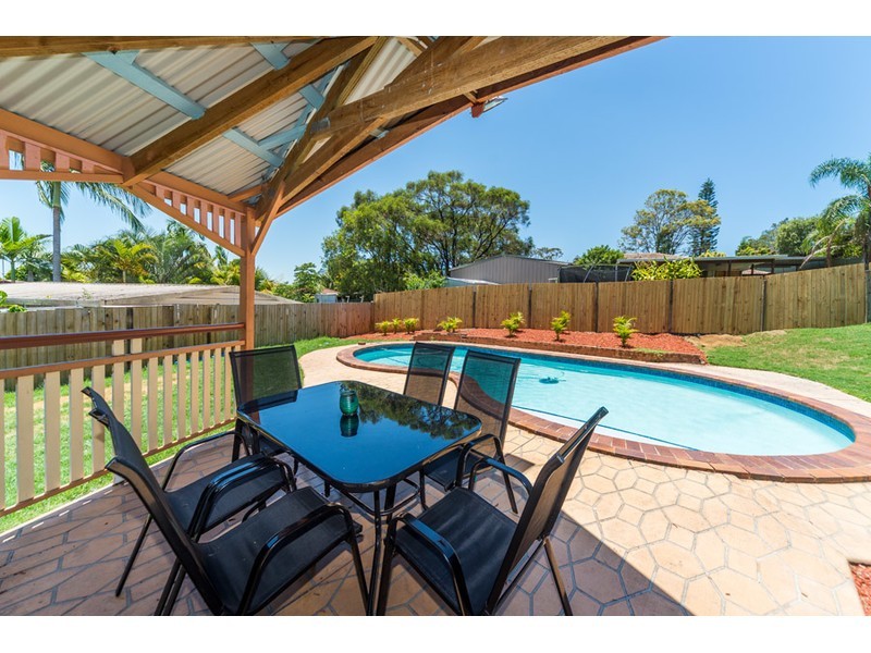 4 Bunya Court, Helensvale QLD 4212