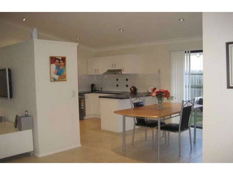 2 Hialeah Crescent, Helensvale QLD 4212