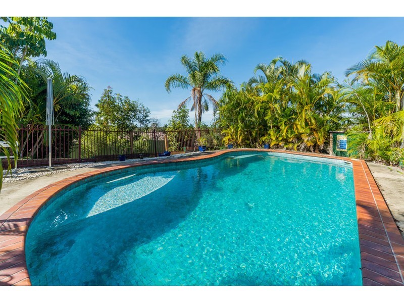3 Erindale Court, Helensvale QLD 4212