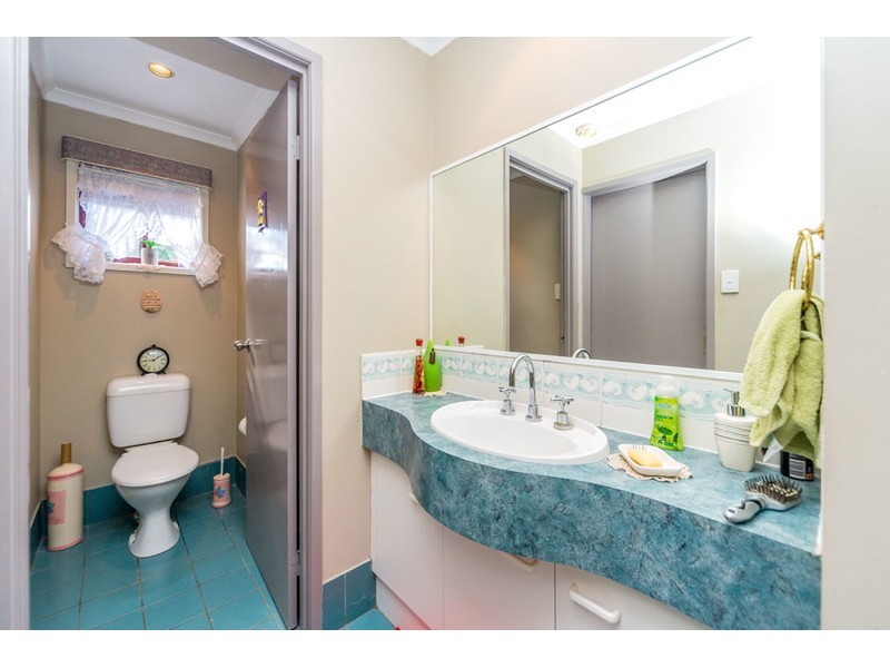 3 Erindale Court, Helensvale QLD 4212