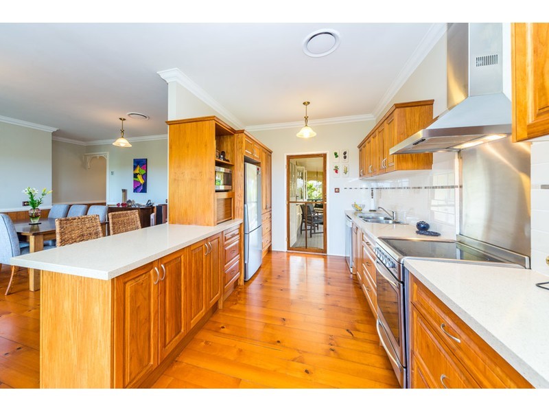 28 Tamworth Drive, Helensvale QLD 4212