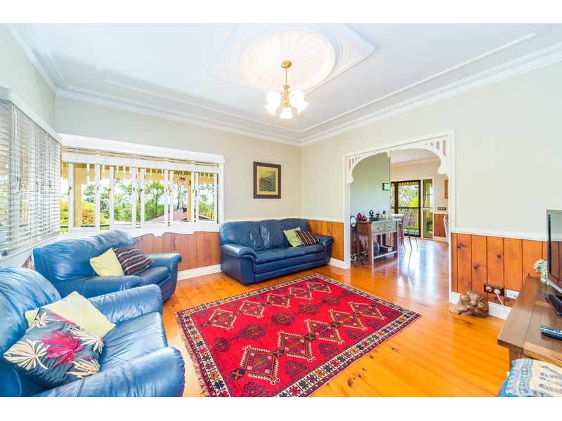 28 Tamworth Drive, Helensvale QLD 4212