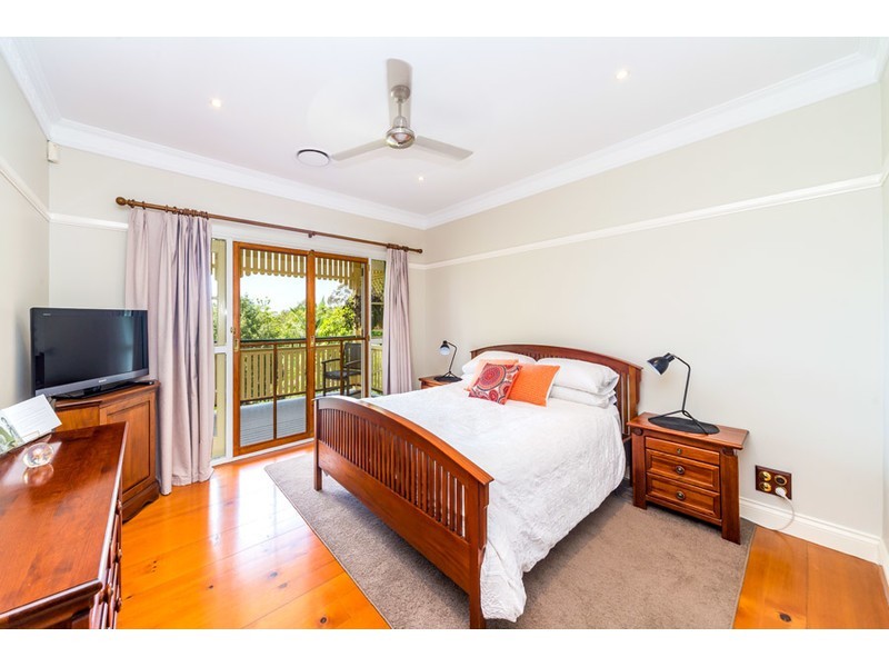 28 Tamworth Drive, Helensvale QLD 4212