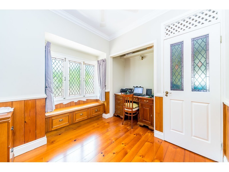 28 Tamworth Drive, Helensvale QLD 4212